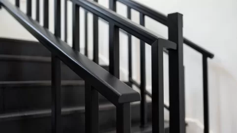 balustrady ze stali czarnej cena