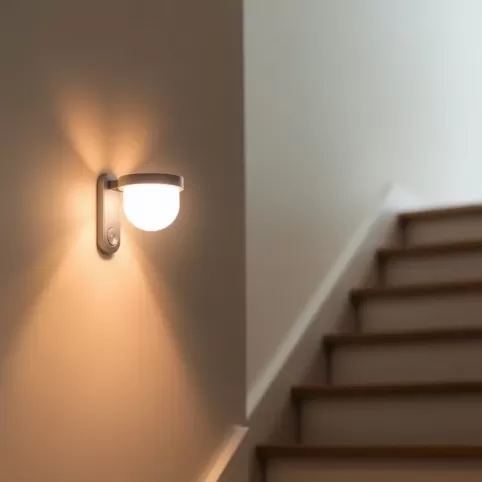 Lampa Na Klatkę Schodową Z Czujnikiem Ruchu