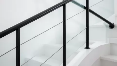 Nowoczesne balustrady na schody wewnętrzne